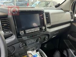 نيسان فرونتر